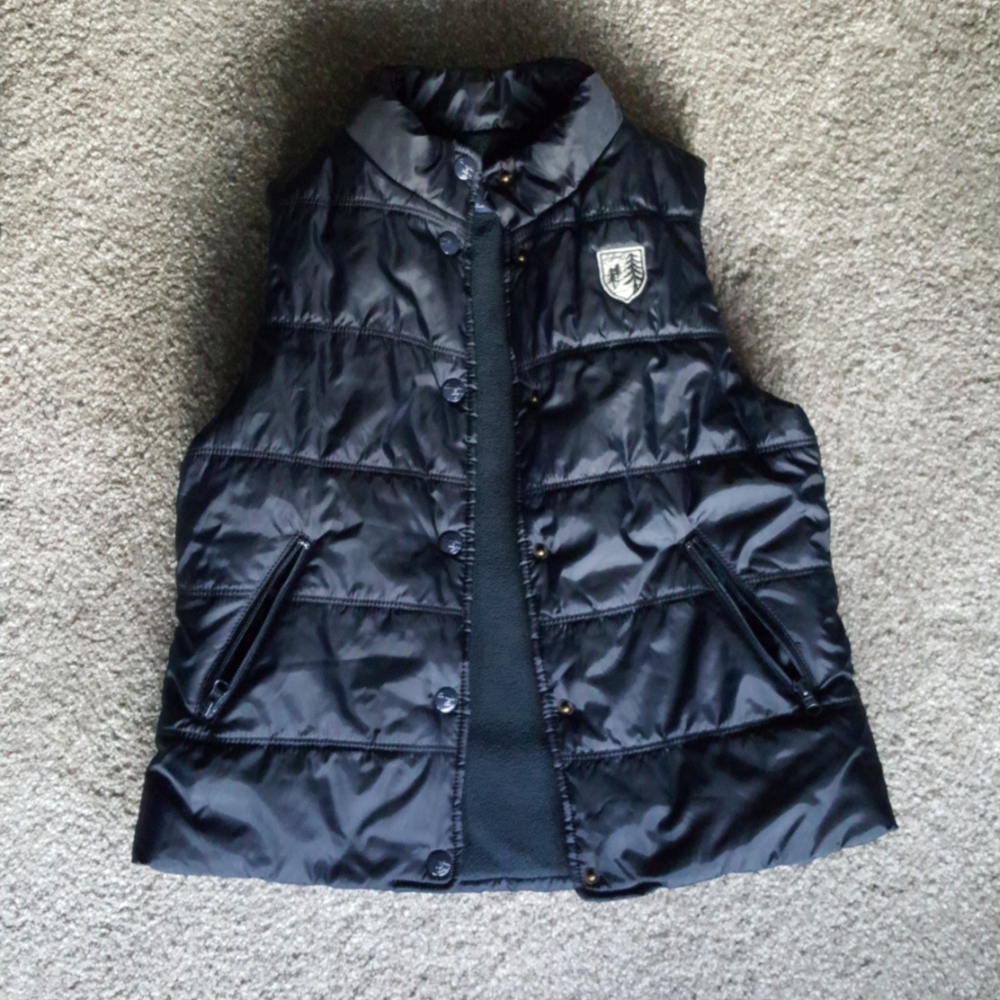 American Eagle vest